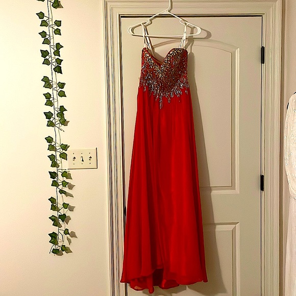 Red bedazzled top prom dress - Picture 1 of 1
